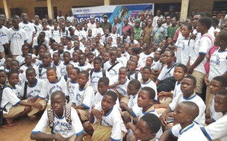 Caravane water school jeunes et climat : La 12è édition a démarré à Cotonou, une escale prévue à Abidjan